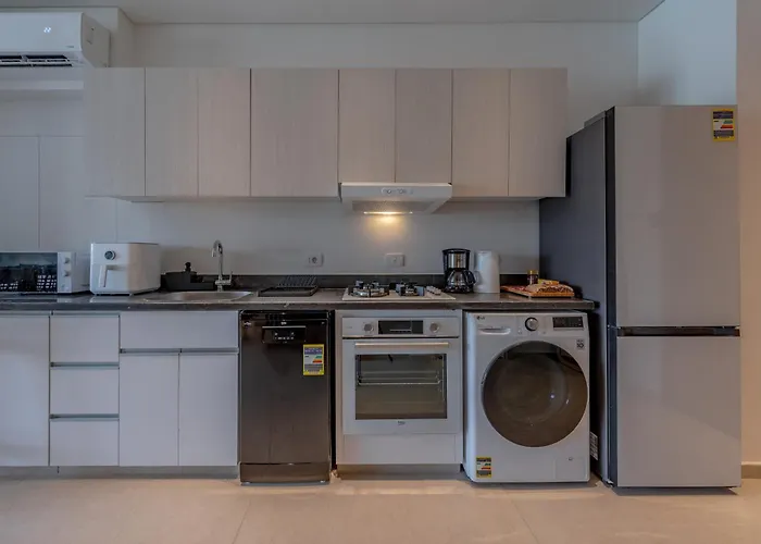 Chic 1 Bedroom With Private Jacuzzi * Gurdaka